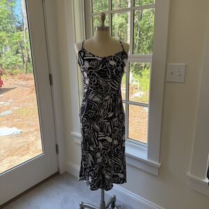 M&S Marks and Spencers Women’s Black White Floral String Strap Maxi Dress Size S